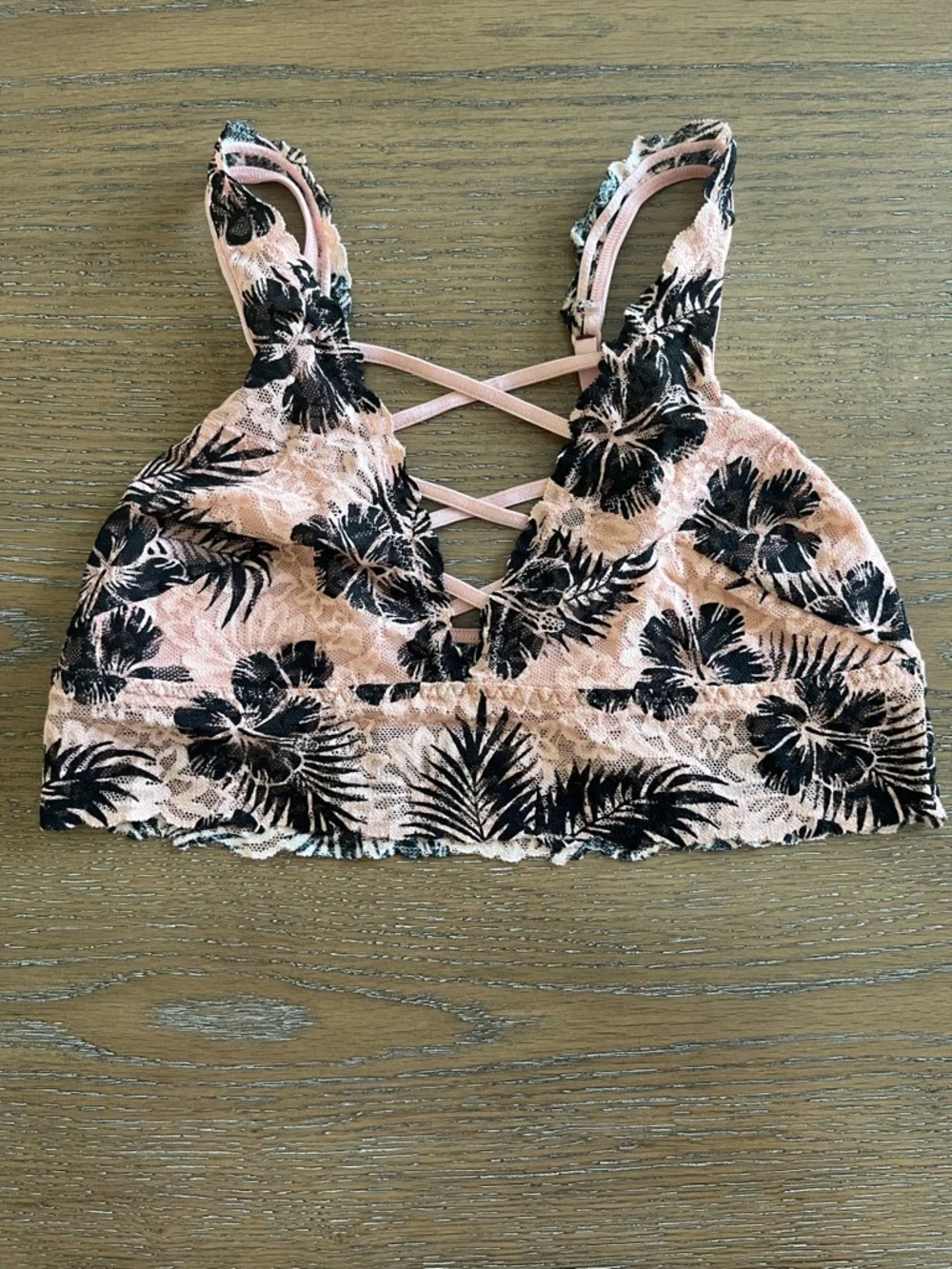 PINK Victoria's Secret Pink Lace Bralette with Black Tropical Print Size‎ Small