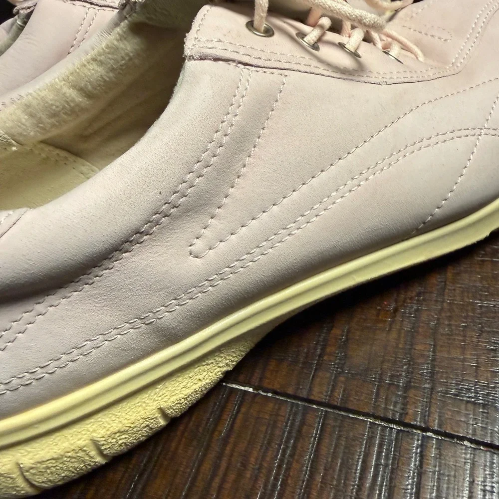 Ecco leather sneakers