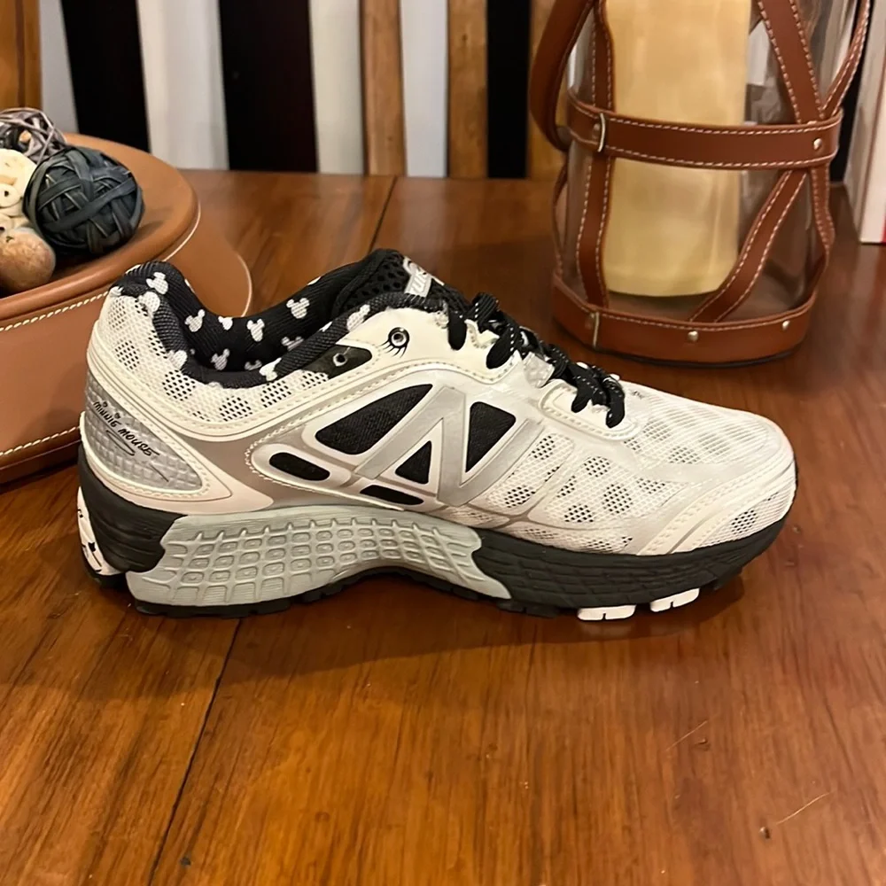 New Balance brand new