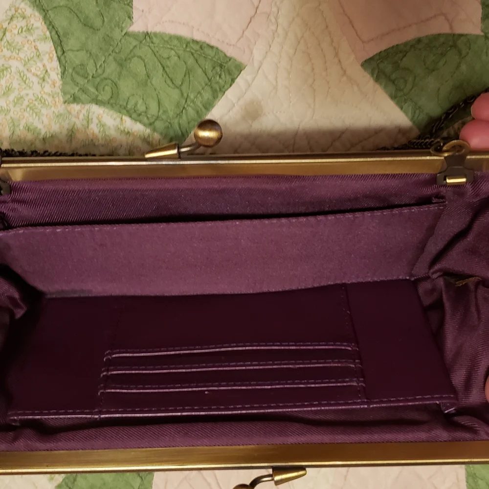 Source‎ Unknown Deep Purple Clutch