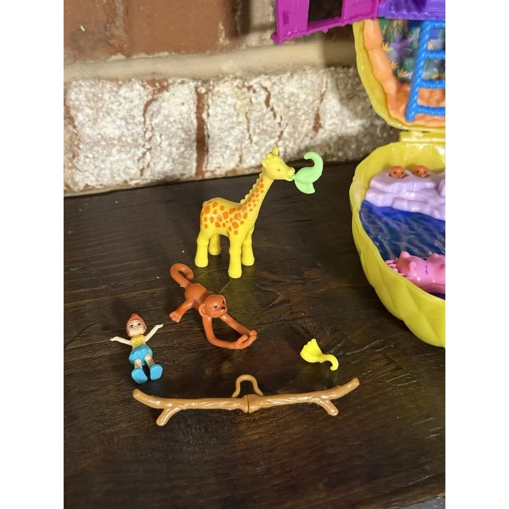 Mattel polly pocket