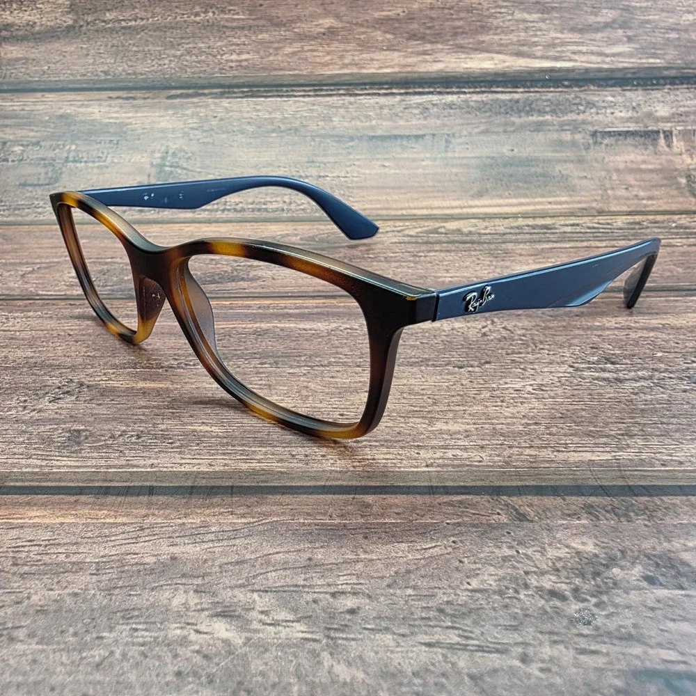 Ray-Ban some light