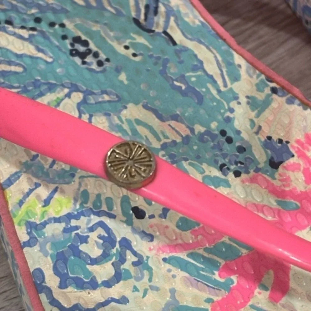 Lilly Pulitzer strap vacation
