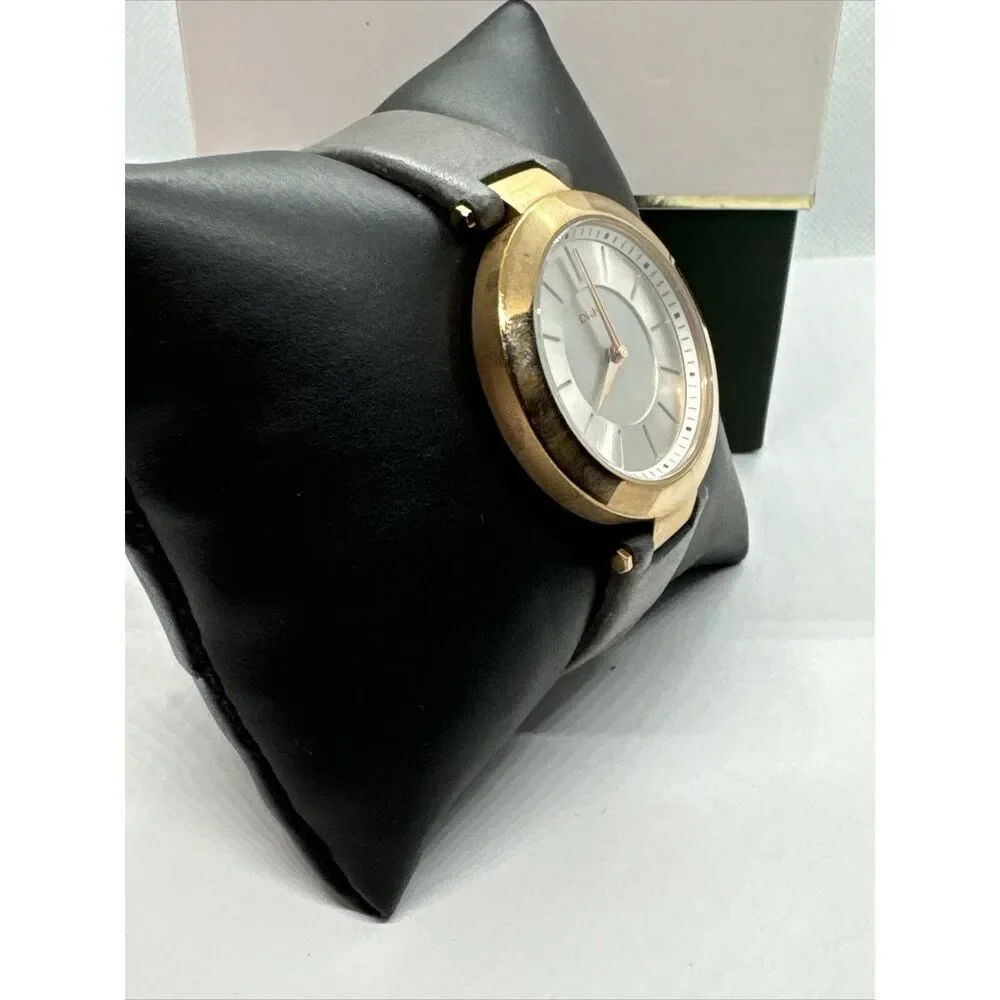DKNY Stanhope NY-2296 Women's Grey Leather Analog Dial Quartz Wrist Watch JNA171
