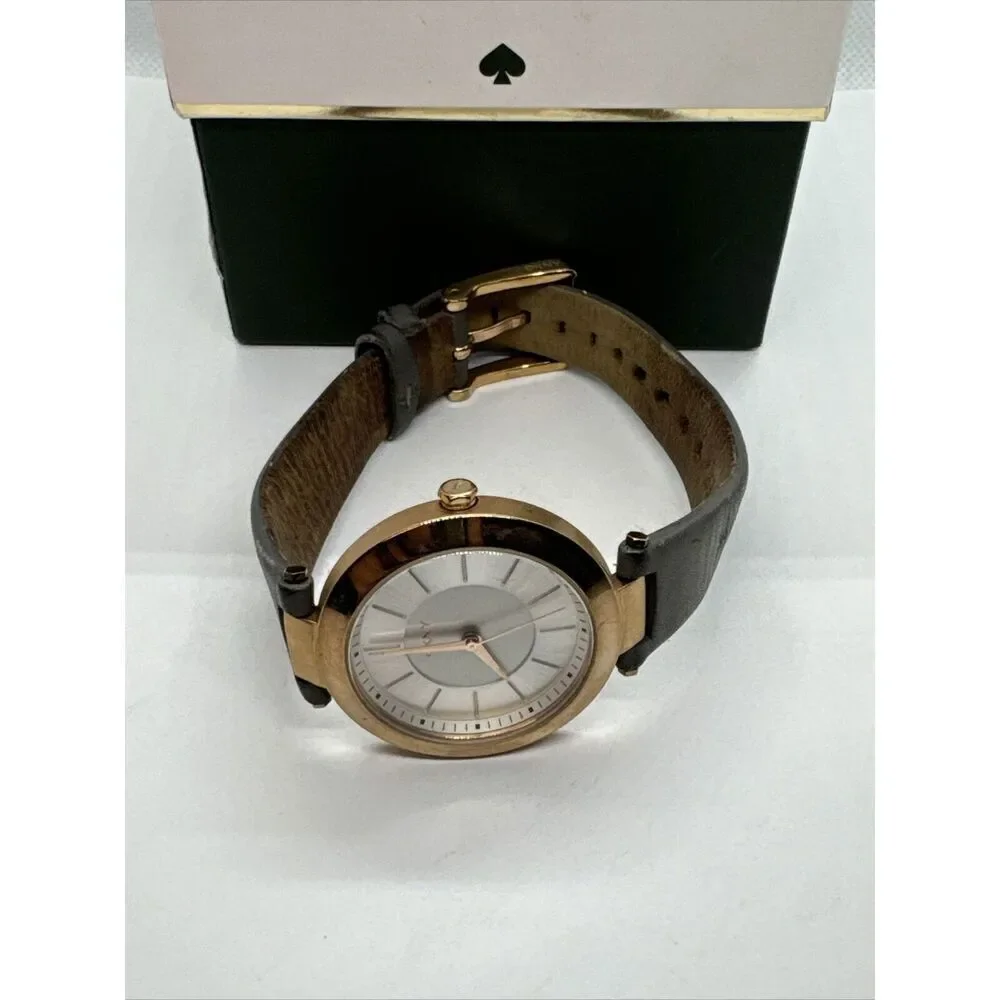 DKNY Stanhope NY-2296 Women's Grey Leather Analog Dial Quartz Wrist Watch JNA171