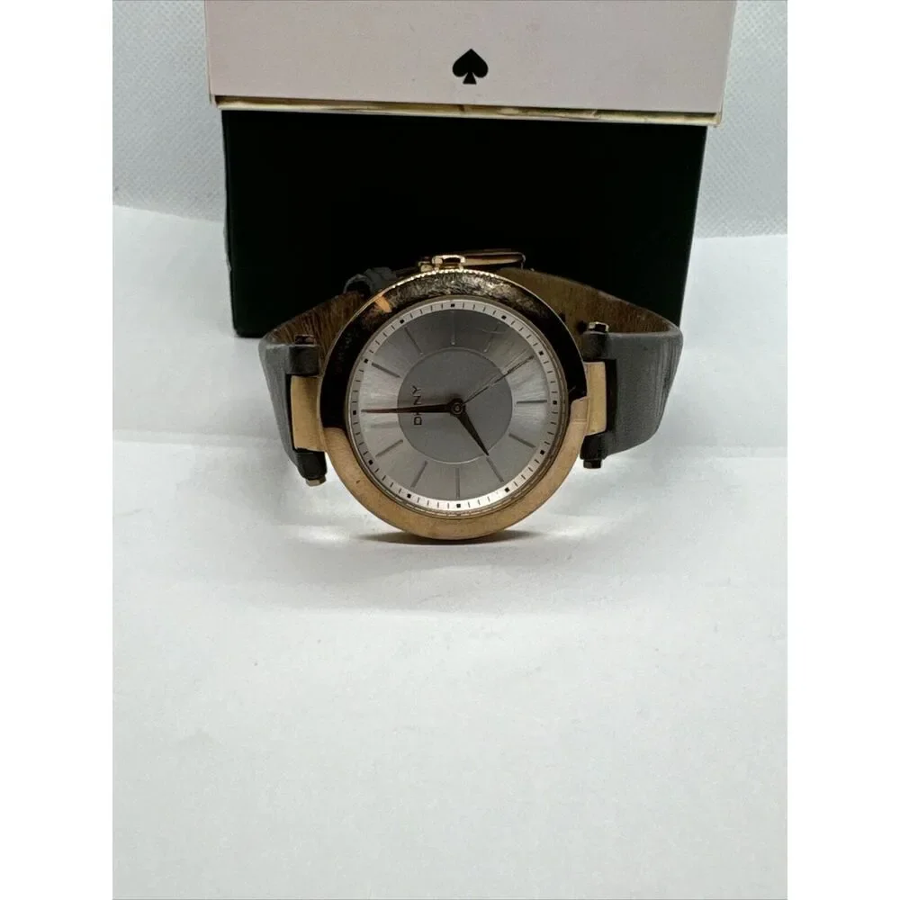 DKNY Stanhope NY-2296 Women's Grey Leather Analog Dial Quartz Wrist Watch JNA171