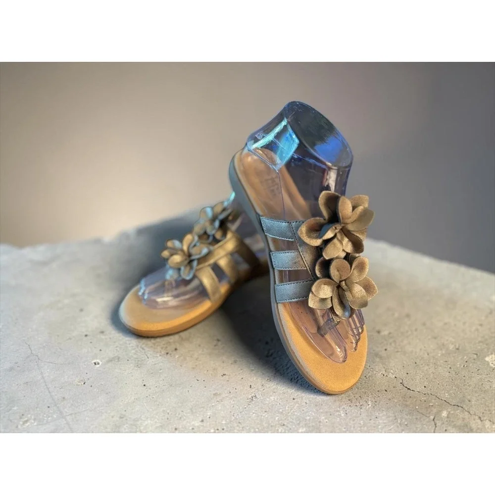 Clarks beautifully styled