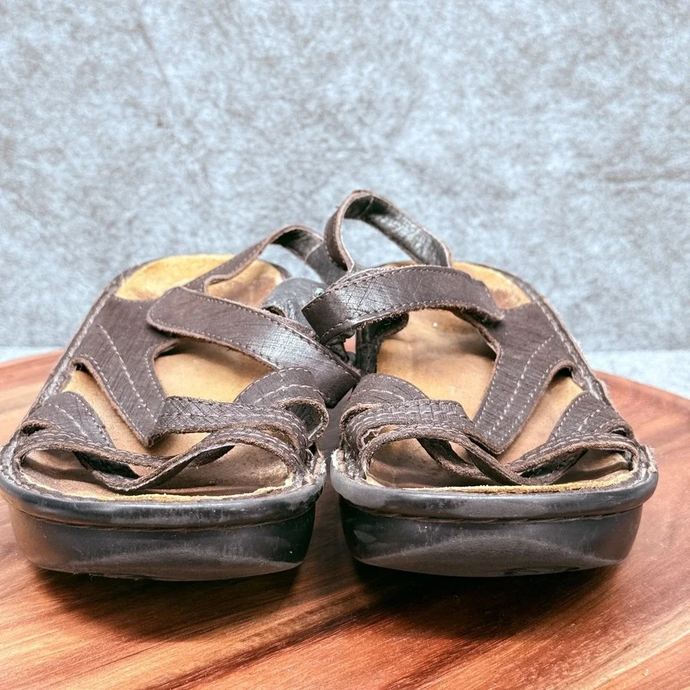 Naot shoes womens