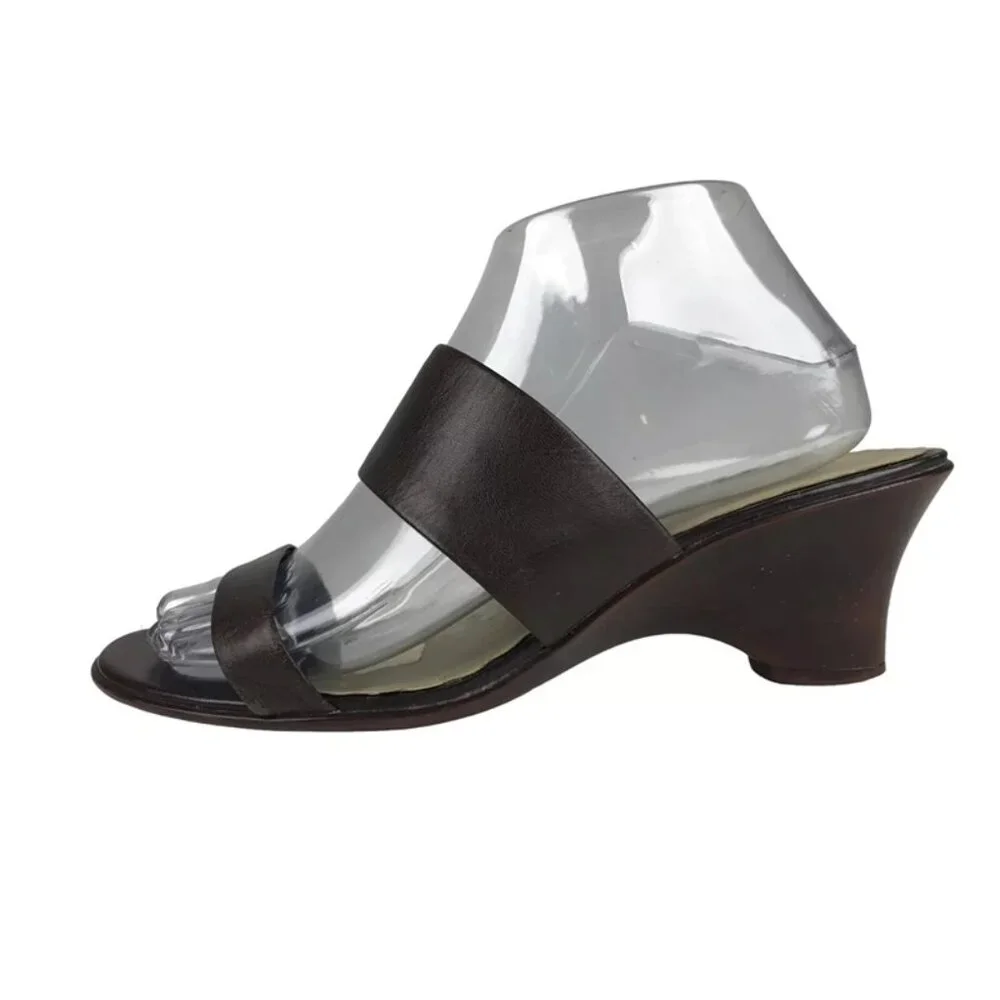 Liz Claiborne liz claiborne