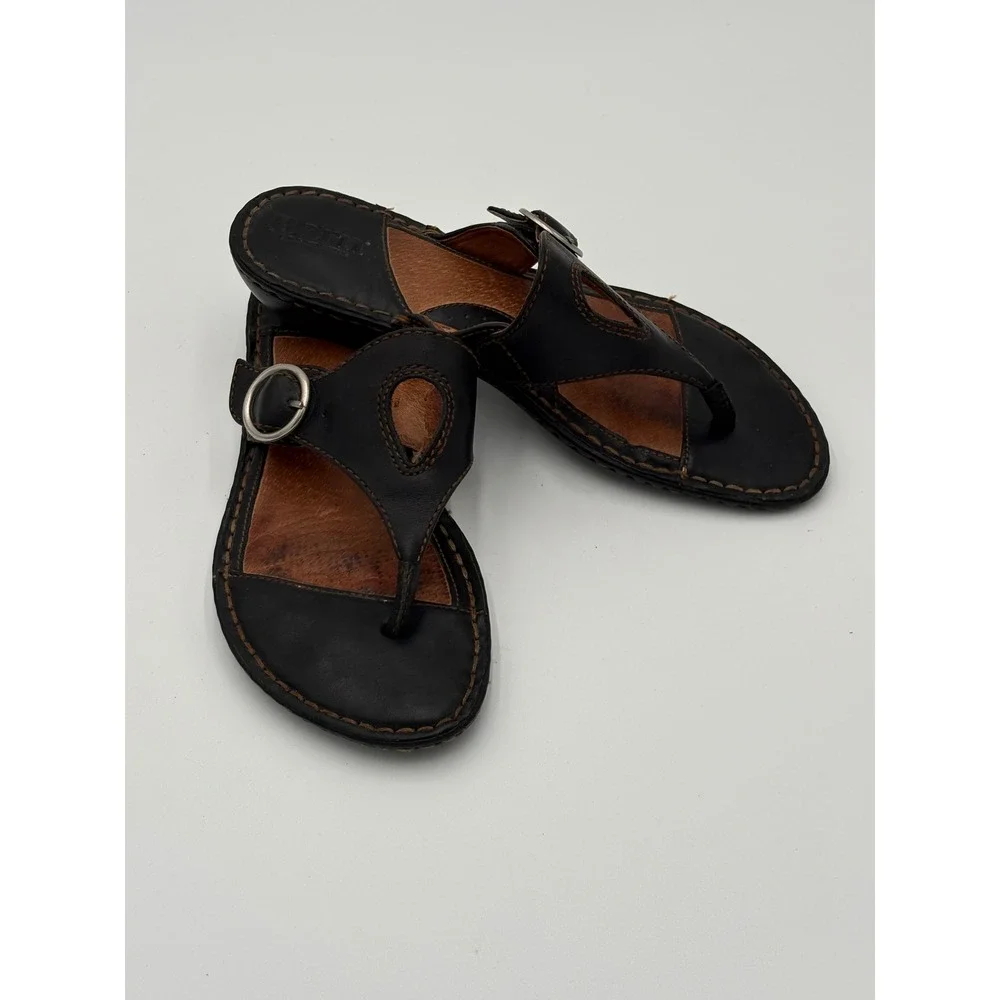Born Womens Sandals  Size 7/38 Black Leather Thong Buckle Strap W31185‎