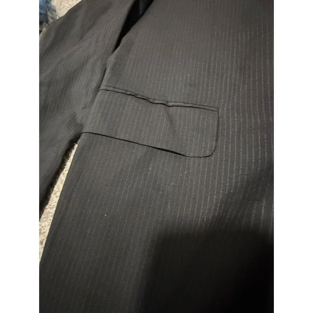 Cerruti 1881 pre owned