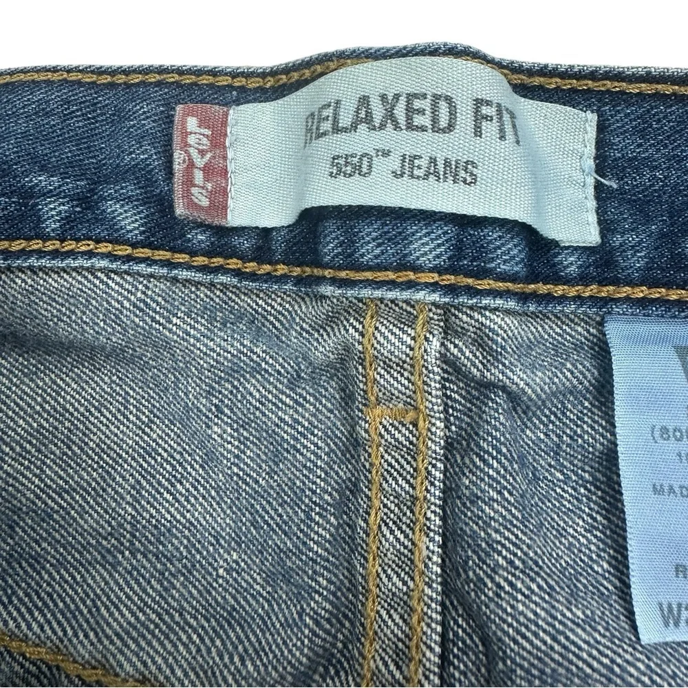 Men’s Levi’s Strauss 550 relaxed fit 38 X 32 altered‎ length to 38 x 28 vintage