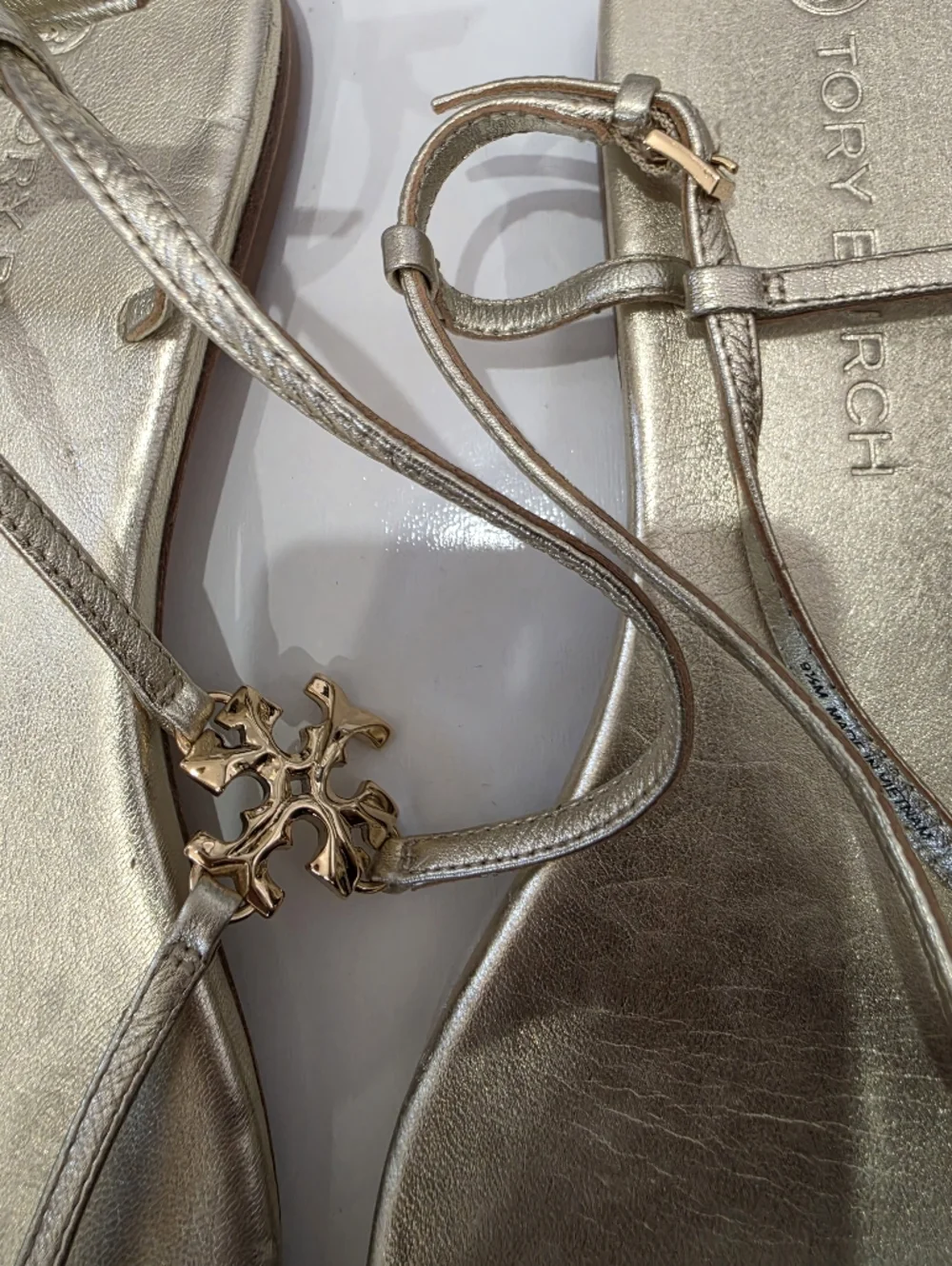 Tory Burch Metallic Gold T-Strap Sandals Size 11