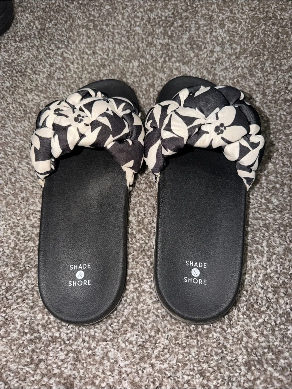 Shade & Shore padded braided