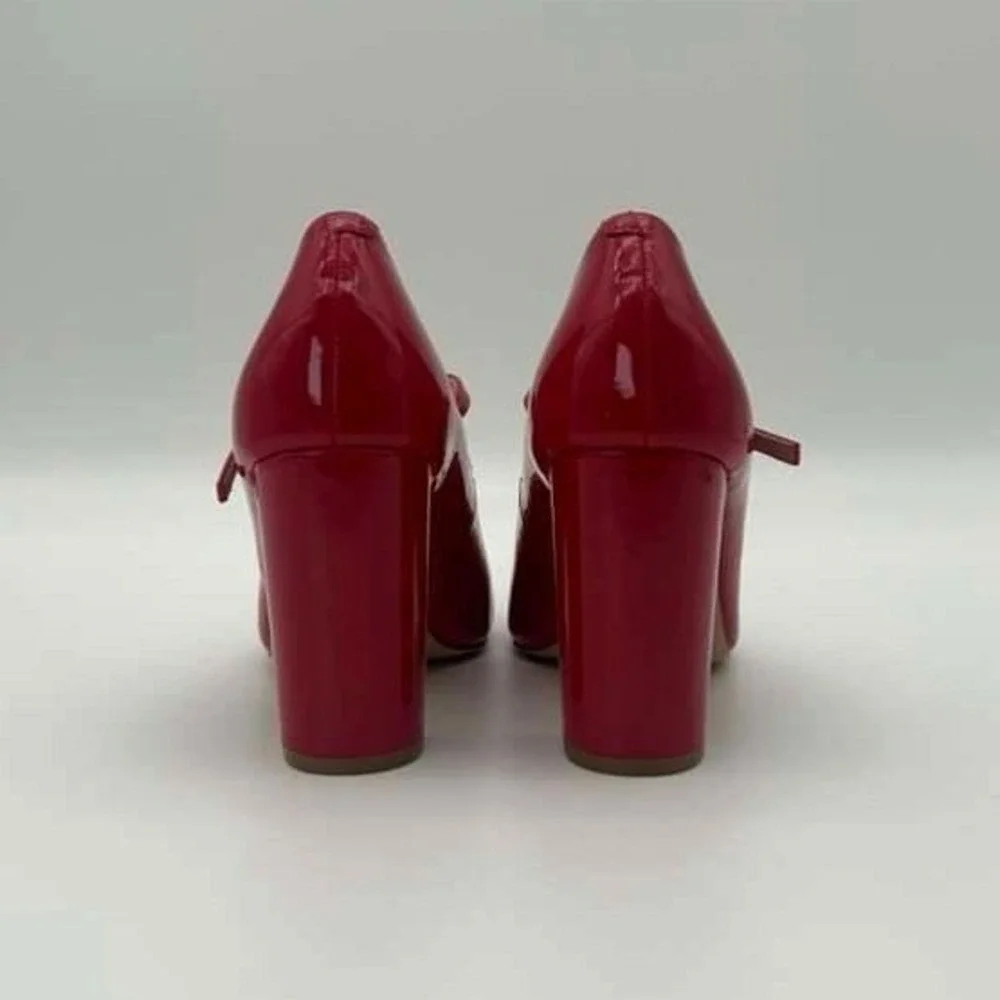 Steve Madden Malena Red Sandals -‎ Women's Size 7.5 - NIB