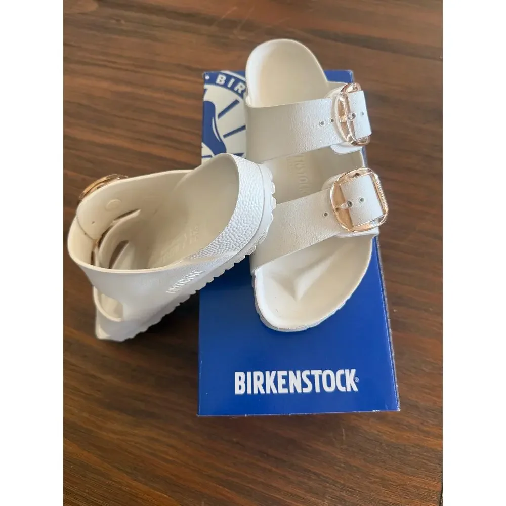 Birkenstock pool construction
