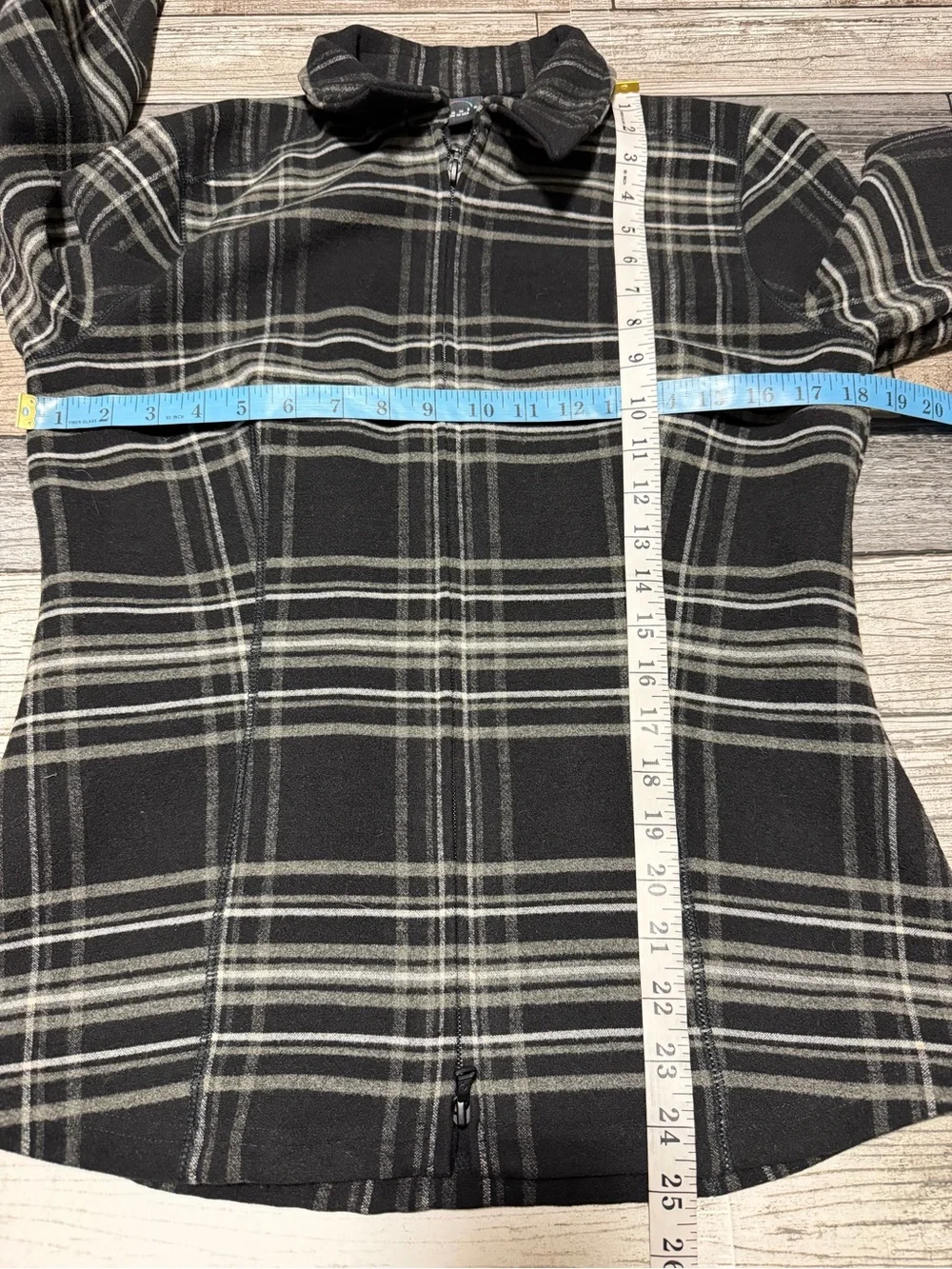 BOGNER Plaid Full Zip Jacket Women’s M Black Gray Made In USA Fleece