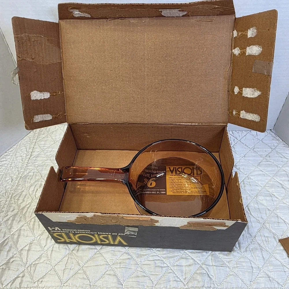 Vintage Pyrex Corning Visions Ware Amber 1L Glass Cooking Pot Spout with Lid USA