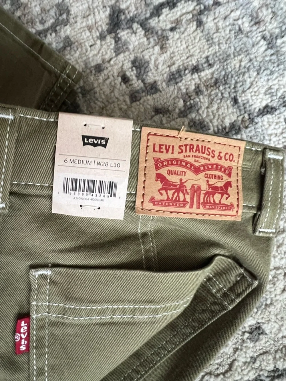 Levis slim fit