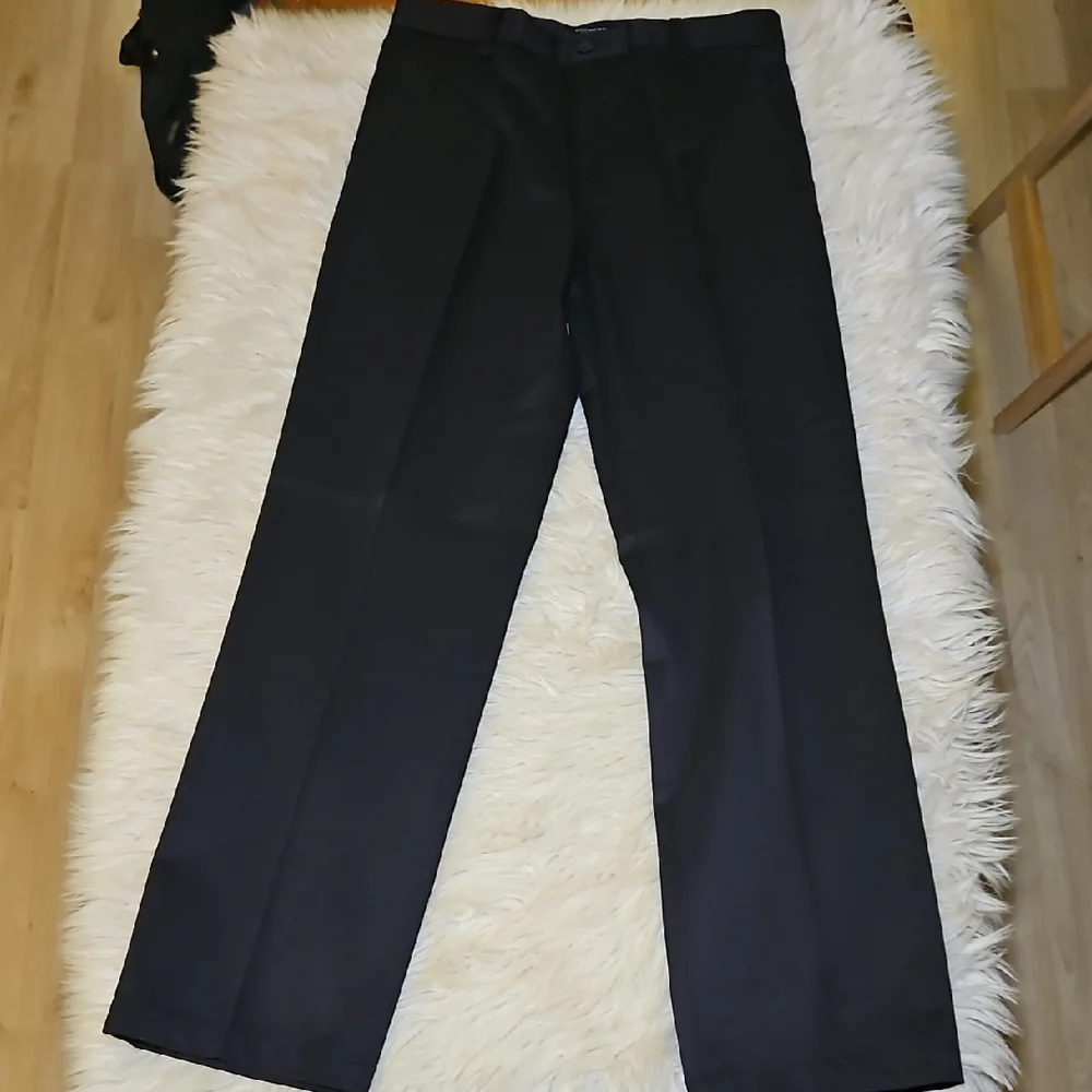 Dockers Signature Khaki Flat Front Dress Pants – Black, Straight Fit, NWT, 32x34