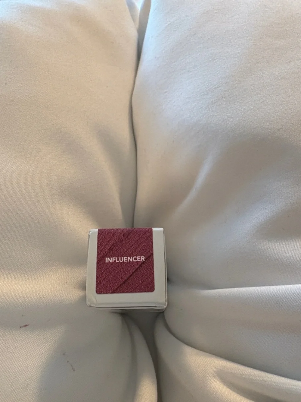 Buxom coverage lips plumping