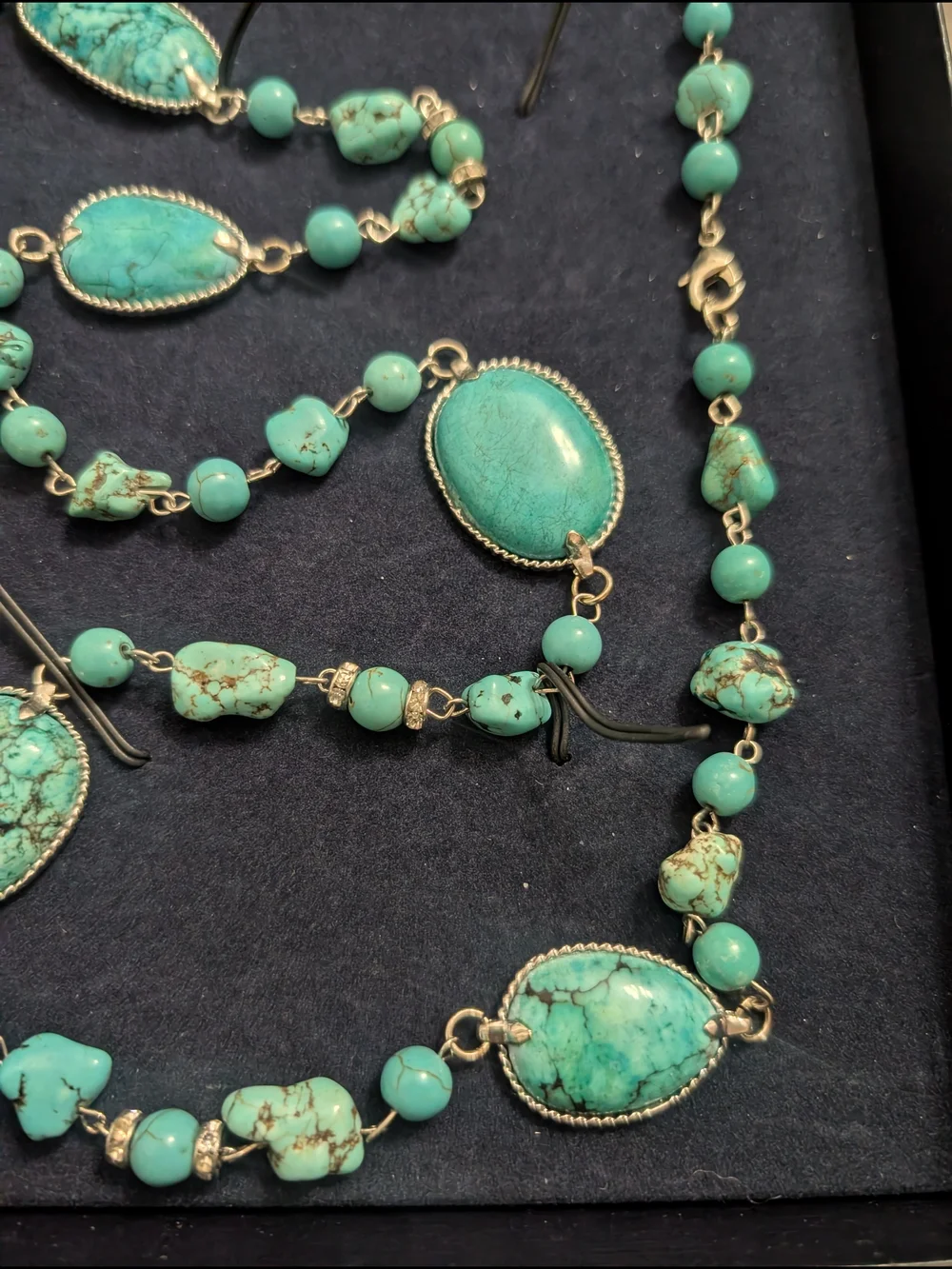 N/A elegant turquoise