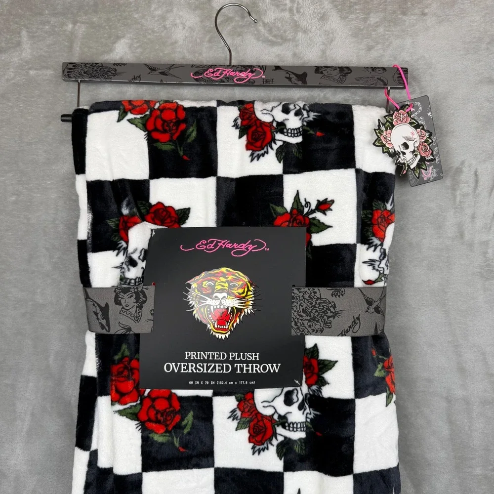 Ed Hardy Printed Plush Oversized Throw Blanket Skulls Roses Checkerboard 60x70