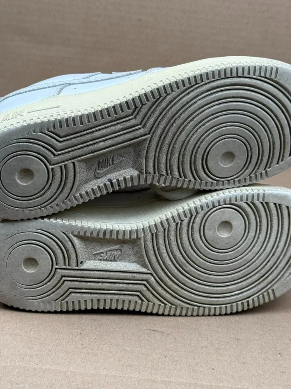 N/A nike air