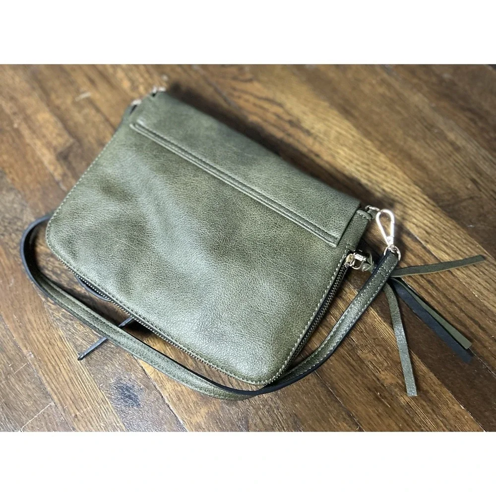 Moda Luxe over strap