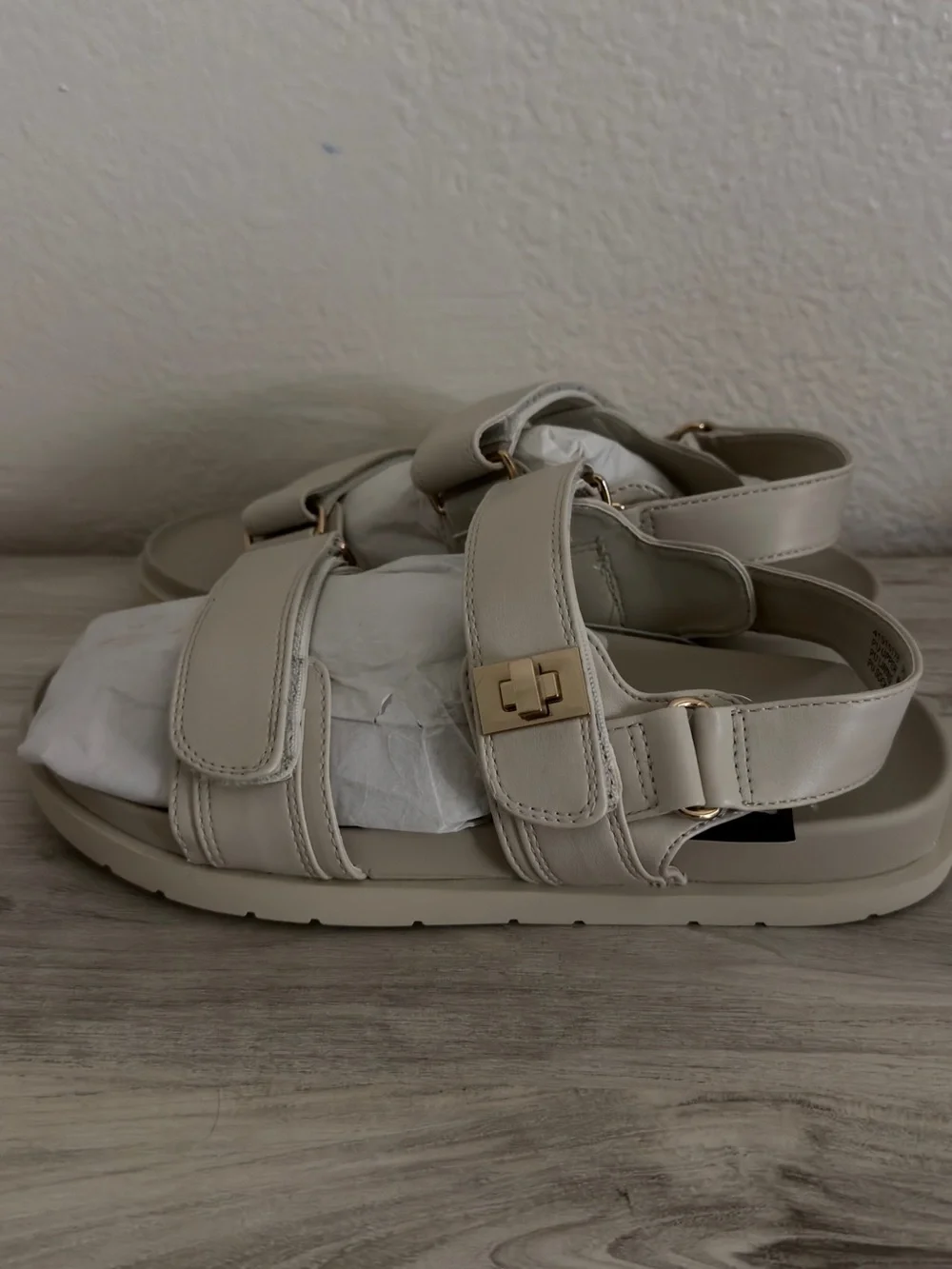 Torrid Cream Leather Adjustable Velcro Strap Sandals - Size 8.5