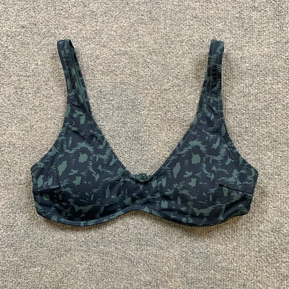 Vuori womens proper this