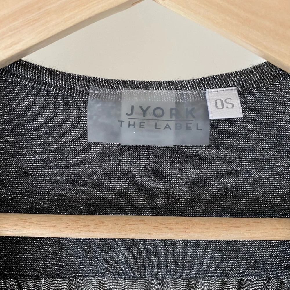 jyork label tie