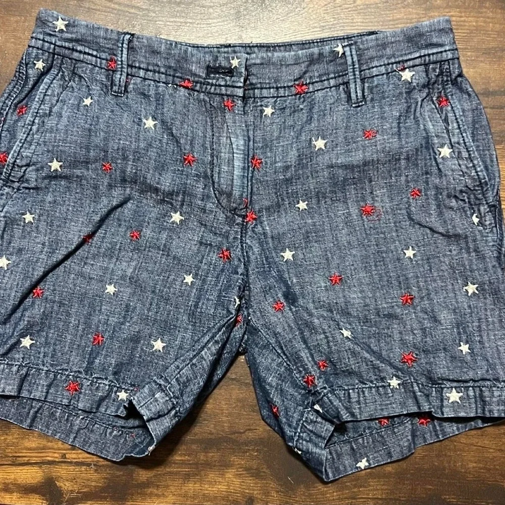 Talbots relaxed fit denim shorts with white and red star embroidery 308.5