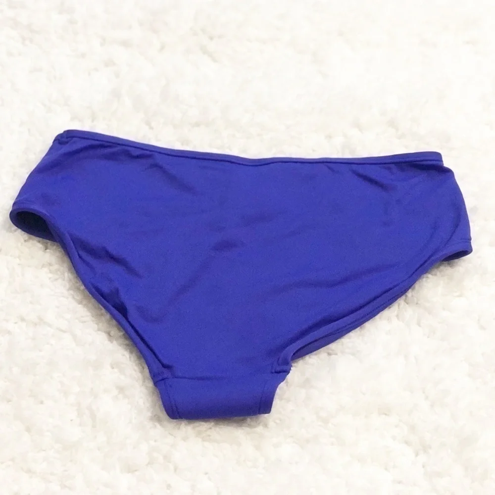 🆕 Seafolly petal edge mid rise bikini bott…