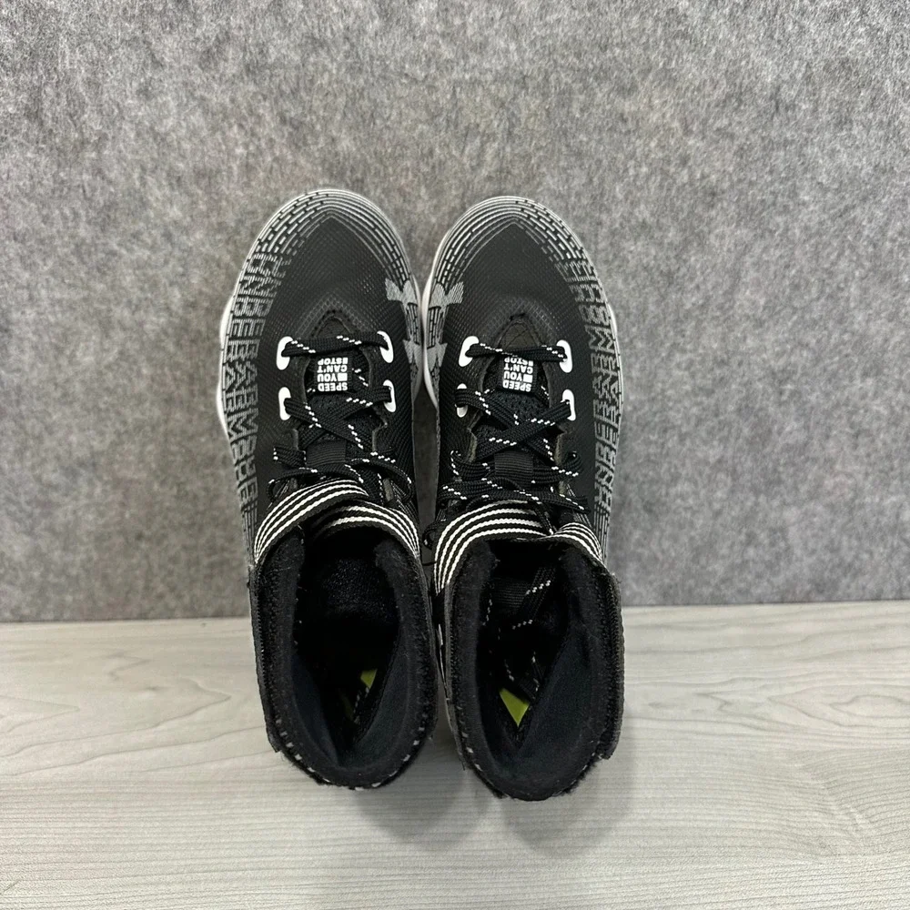 Under Armour Highlight Franchise Football Cleats Kids 4Y Black High Top Strap