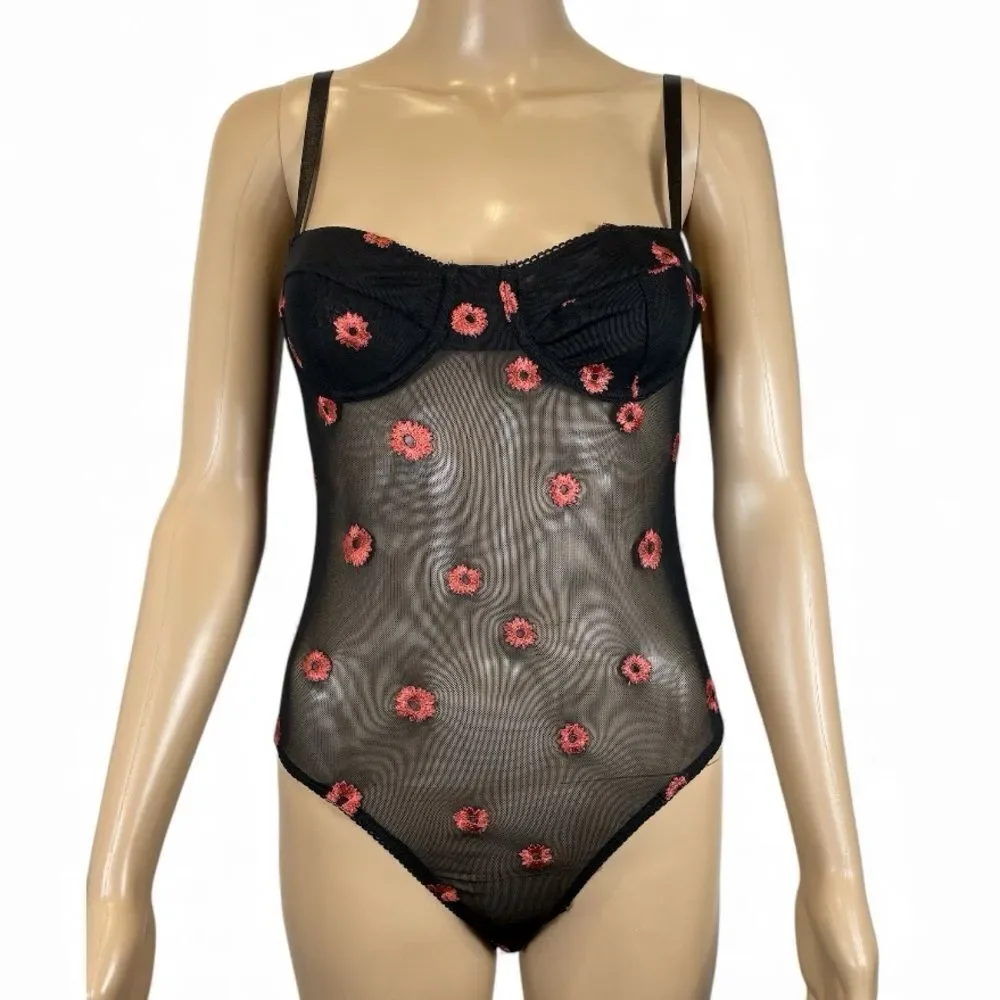 Princess Polly Black Sheer Mesh  Bodysuit  Floral Design size 6
