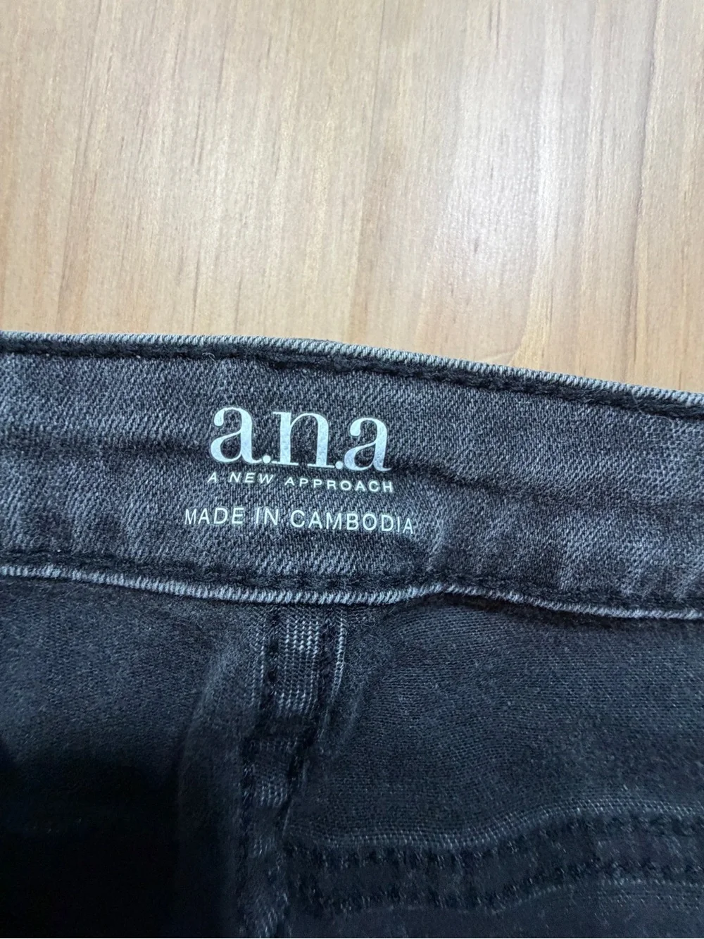 a.n.a wear stretchy jeans