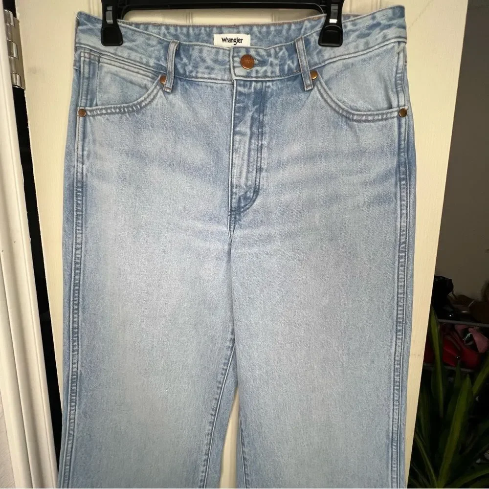 Wrangler content bonnie