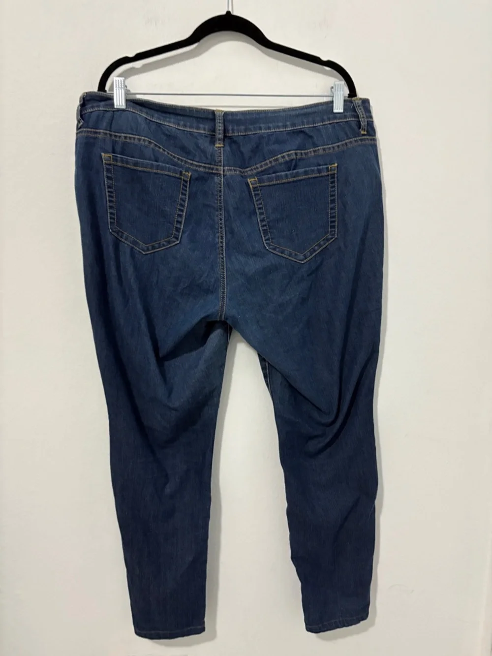 Torrid Low Rise Slim Fit Jeans - size 18