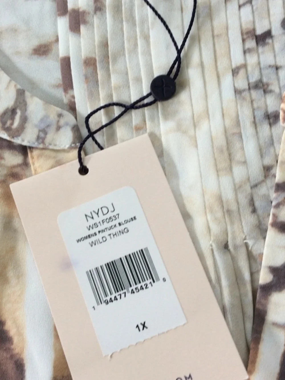 NYDJ nwt pintuck