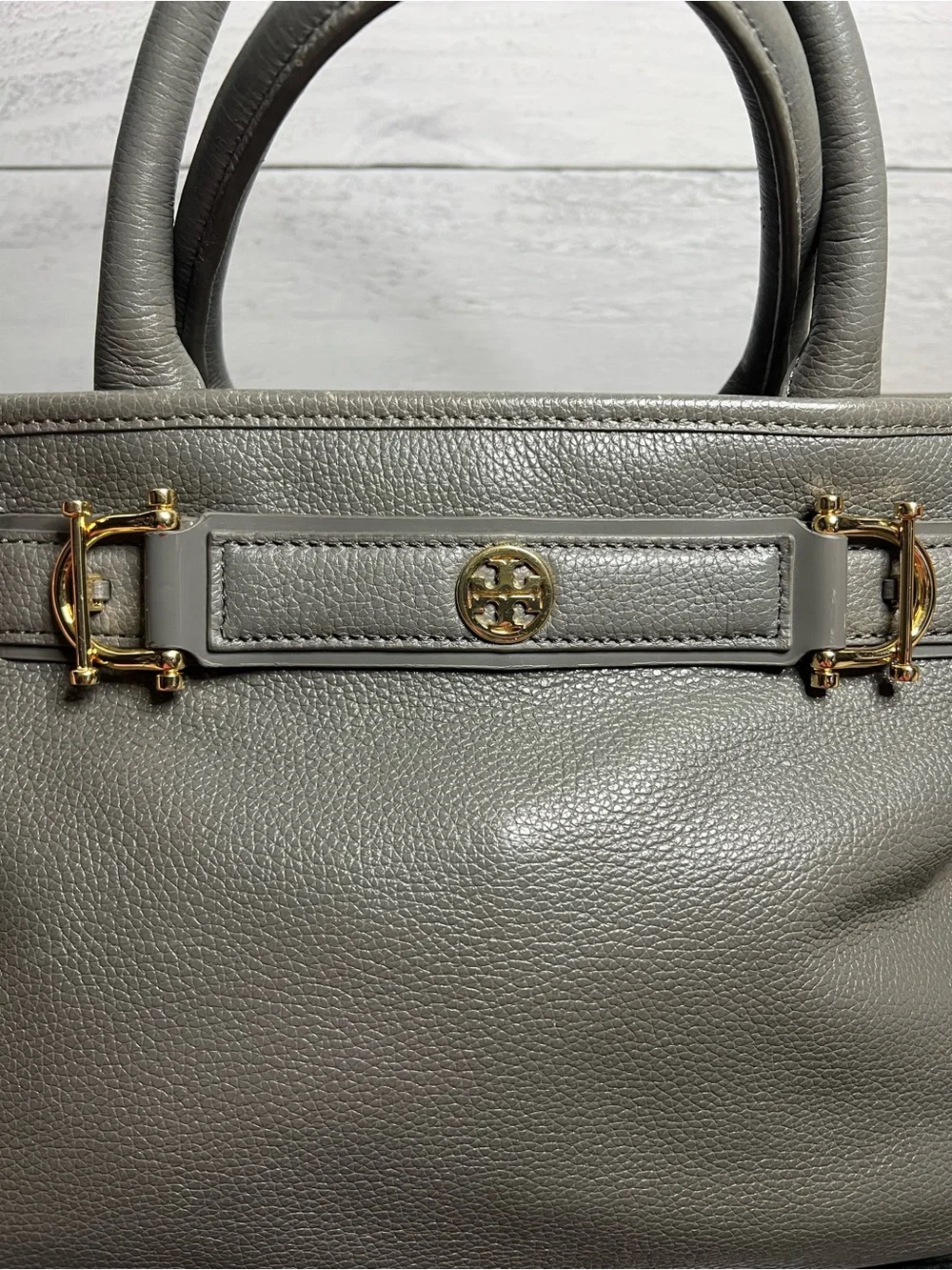 Tory Burch elegant pebbled