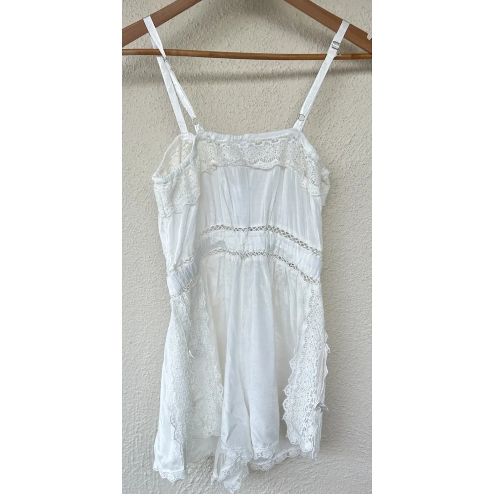 Urban Outfitters Juliette Lace Inset Romper S Eyelet Ruffles Cottage Coquette