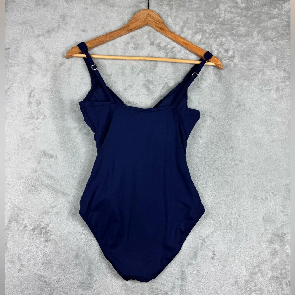 Tommy Bahama pearl UW twist front one piece bathing suit sz 6 new‎ w tags