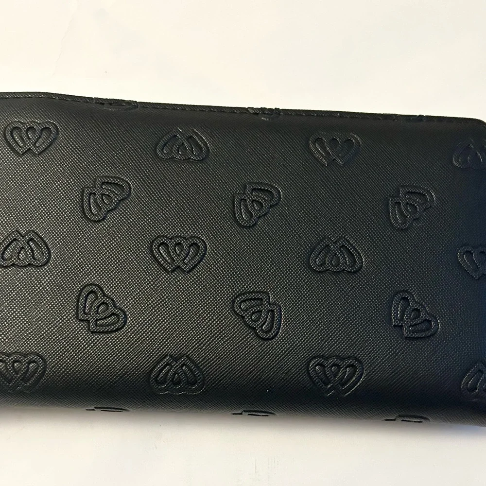 Betsey Johnson betsey johnson