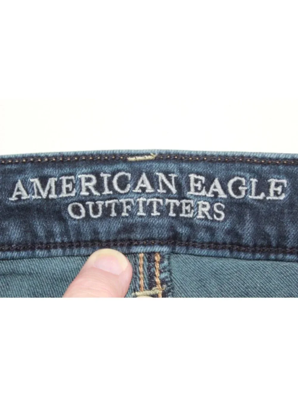 American Eagle Outfitters excellent pre