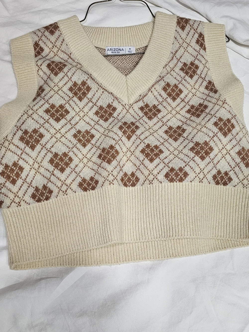 Arizona Jean Company sleeveless neck