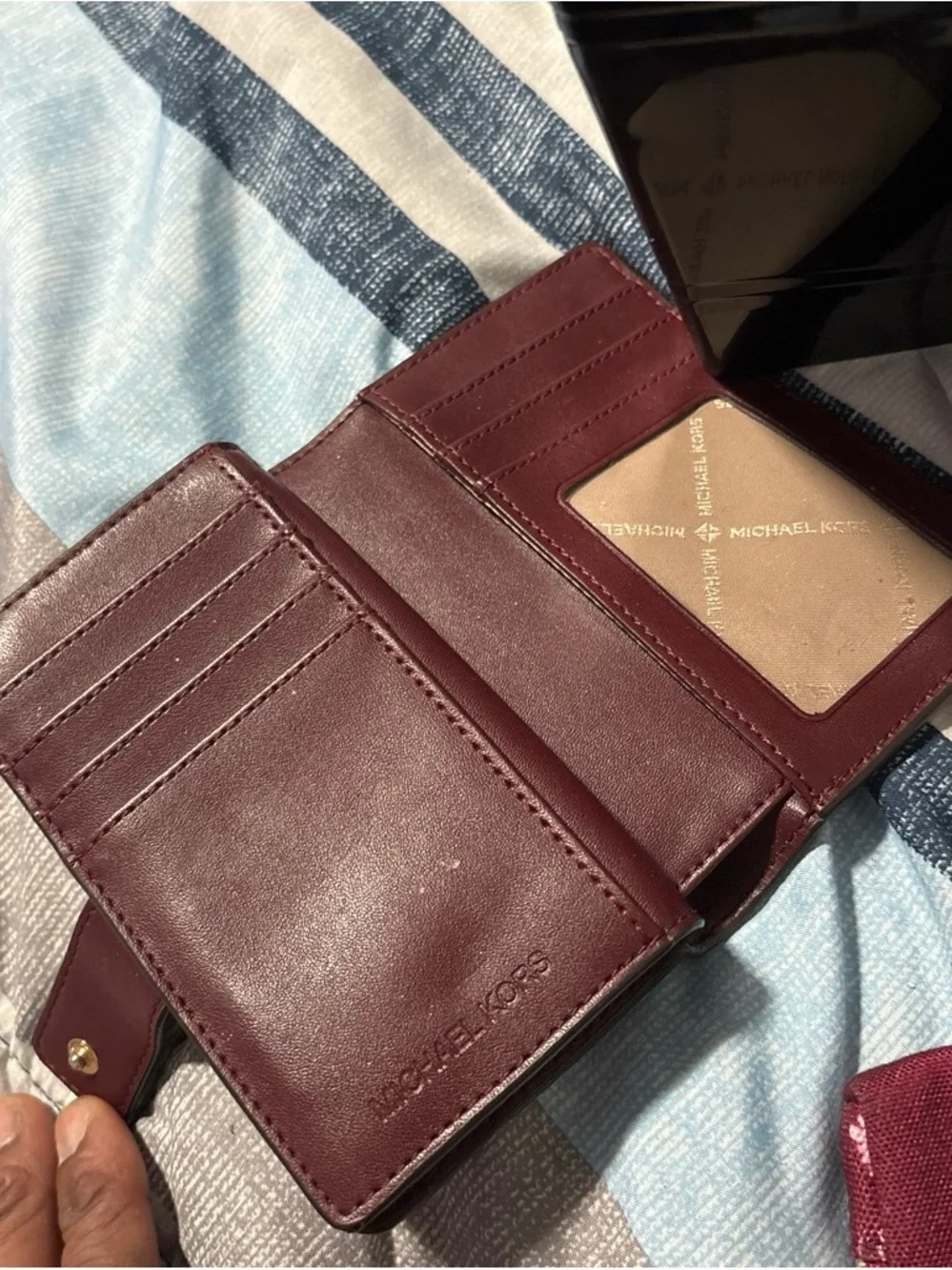 Michael Kors compact michael