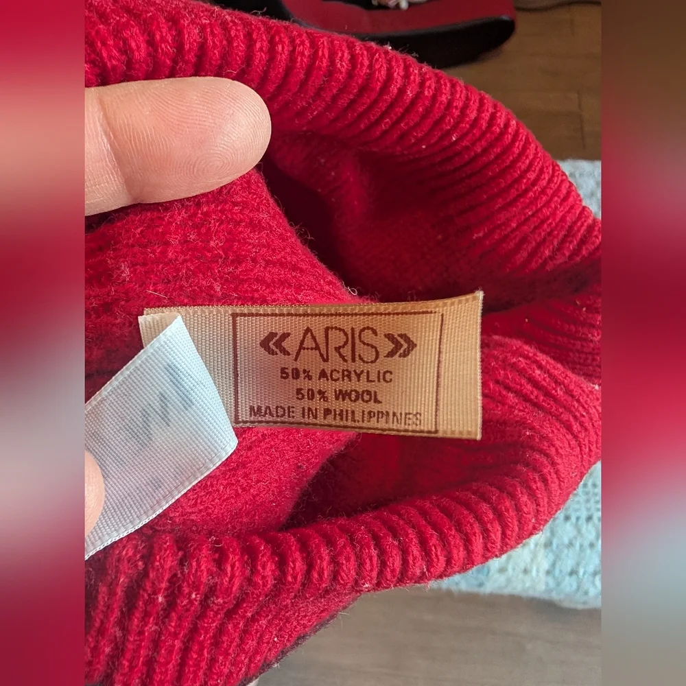 Anne Klein II Aris Vibrant Red‎ Knit Hat Wool/Acrylic Blend