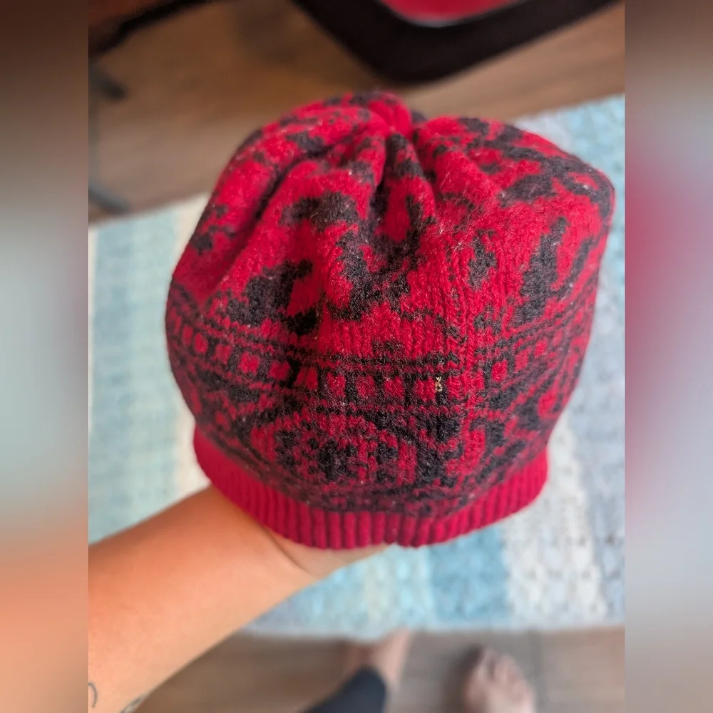 Anne Klein II Aris Vibrant Red‎ Knit Hat Wool/Acrylic Blend