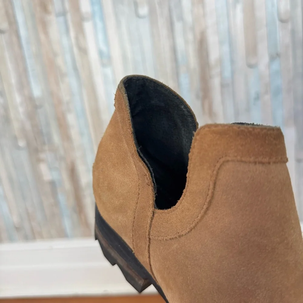 Sorel 10 Side Cut Out Lolla Ankle‎ Boot Bootie Suede Leather Tan Waterproof